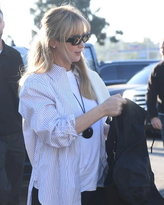 Минимализм, в который влюблены все: как Дженнифер Лоуренс стала новой королевой стритстайла Минимализм, в который влюблены все: как Дженнифер Лоуренс стала новой королевой стритстайла