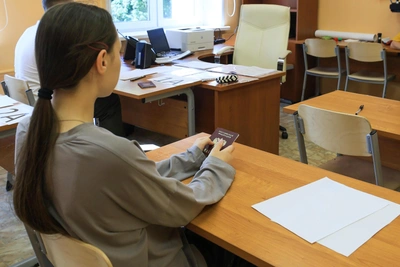 Московские школьники сдали ЕГЭ по биологии, географии и английскому