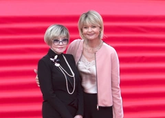 Юлия Меньшова: «После перенесенной болезни мама очень слаба»