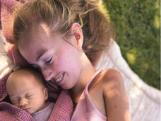 «Мой организм сделал невозможное»: 24-летняя блогер со СМА выносила и родила двух дочерей