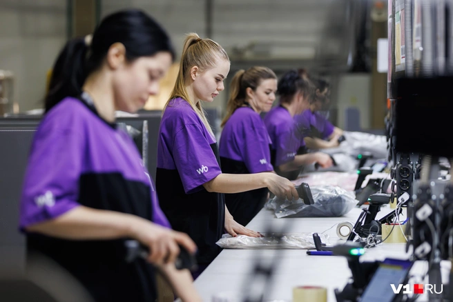 Если раньше активно строили торговые центры, то сейчас&nbsp;— склады для маркетплейсов | Источник: Алексей Волхонский / V1.RU