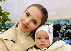 Сказочные персонажи, шоу мыльных пузырей и море любви: внучке Валерии исполнилось два года