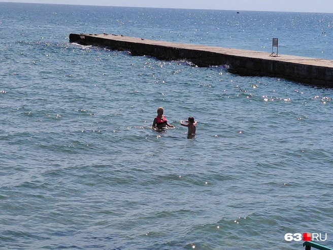 Температура воды в море зависит от настроения. Нет, не купальщика, а самого моря | Источник: Александра Исмайлова / 63.RU