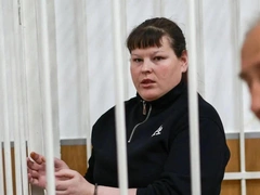 В Забайкалье судят 28-летнюю мать за убийство годовалой дочери — девочку травили уксусом и сдирали кожу