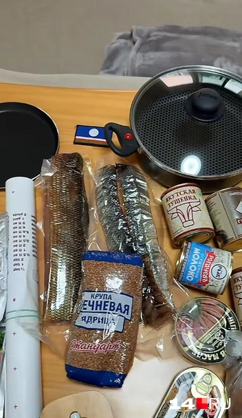 Из Якутии Вида привозит самые обычные продукты, которых в Японии не встретишь | Источник: Вида Ефремова