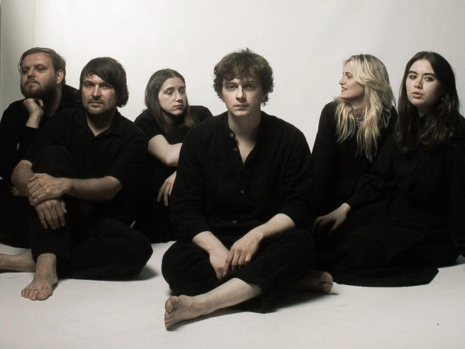 Группа «Бонд с кнопкой» представит в Петербурге новый альбом | Источник: vk.com/bondband