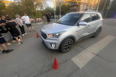 В Орске под колеса Hyundai попала 14-летняя самокатчица