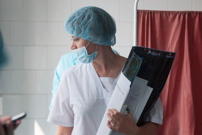 Красноярский врач назвал три симптома для визита к маммологу