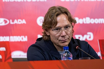 Карпин объяснил отсутствие матчей в Ростове