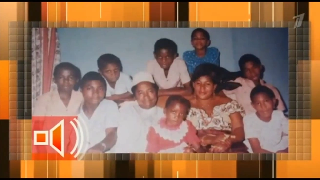 У Афама есть шесть младших братьев и сестер и забота о них должна была лечь на его плечи после смерти отца | Источник: кадр из программы «Пусть говорят!» (16+), Первый канал, 2025 год