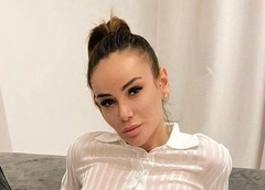 В каждой шутке... Айза поцапалась с женой Нурлана Сабурова