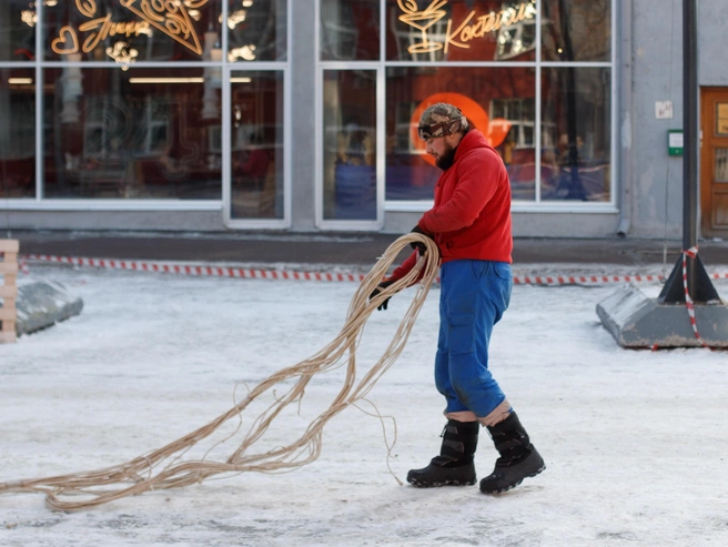 Полное украшение улицы Ленина планируют завершить к 1 декабря | Источник: Андрей Бортко/NGS.RU