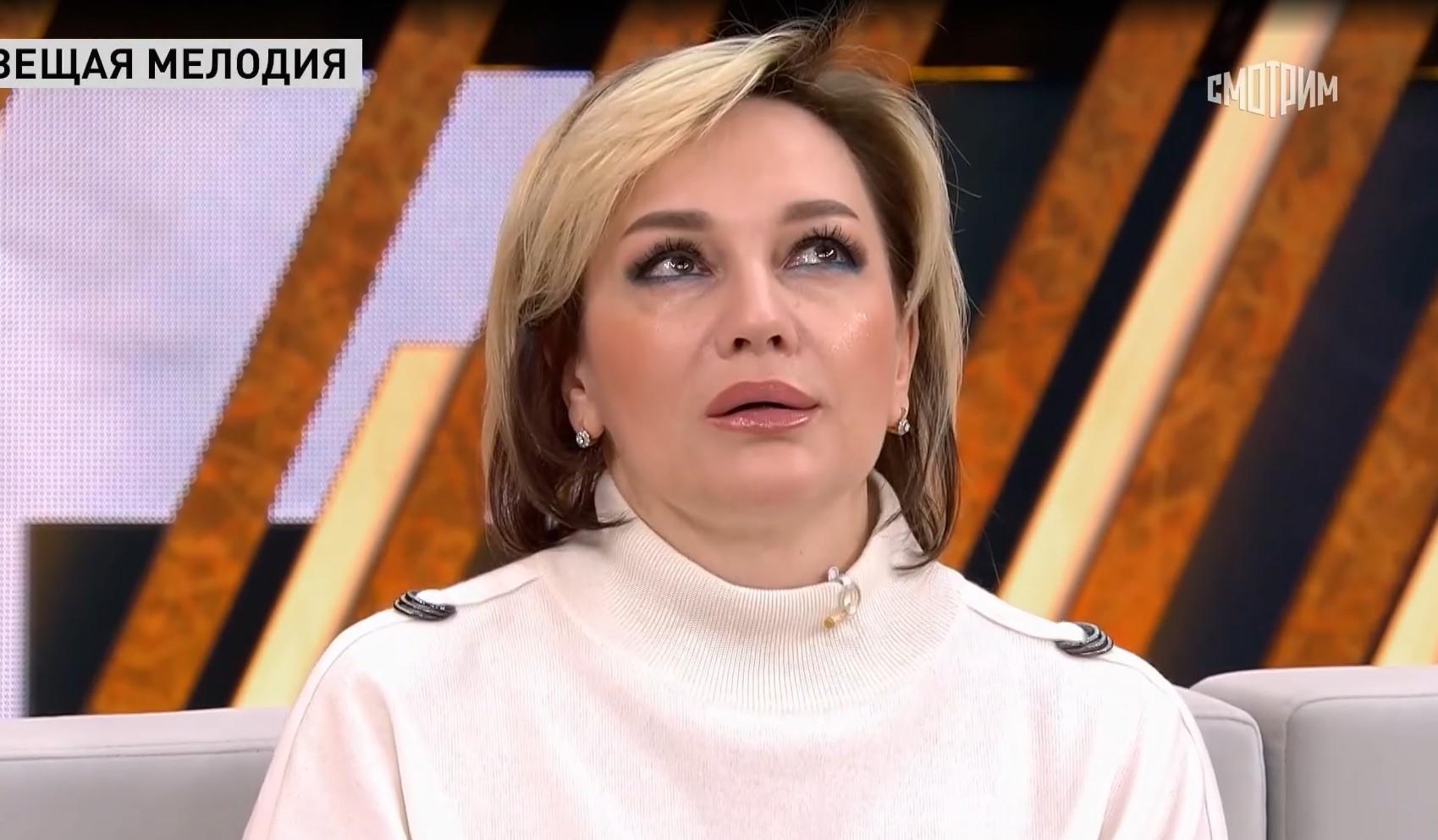 Татьяна Буланова расплакалась в «Прямом эфире», говоря о семье | STARHIT