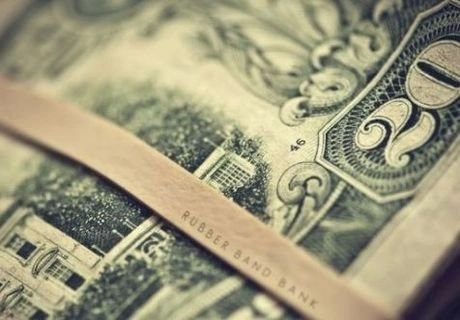 Курс доллара достиг исторического максимума | ya62.ru