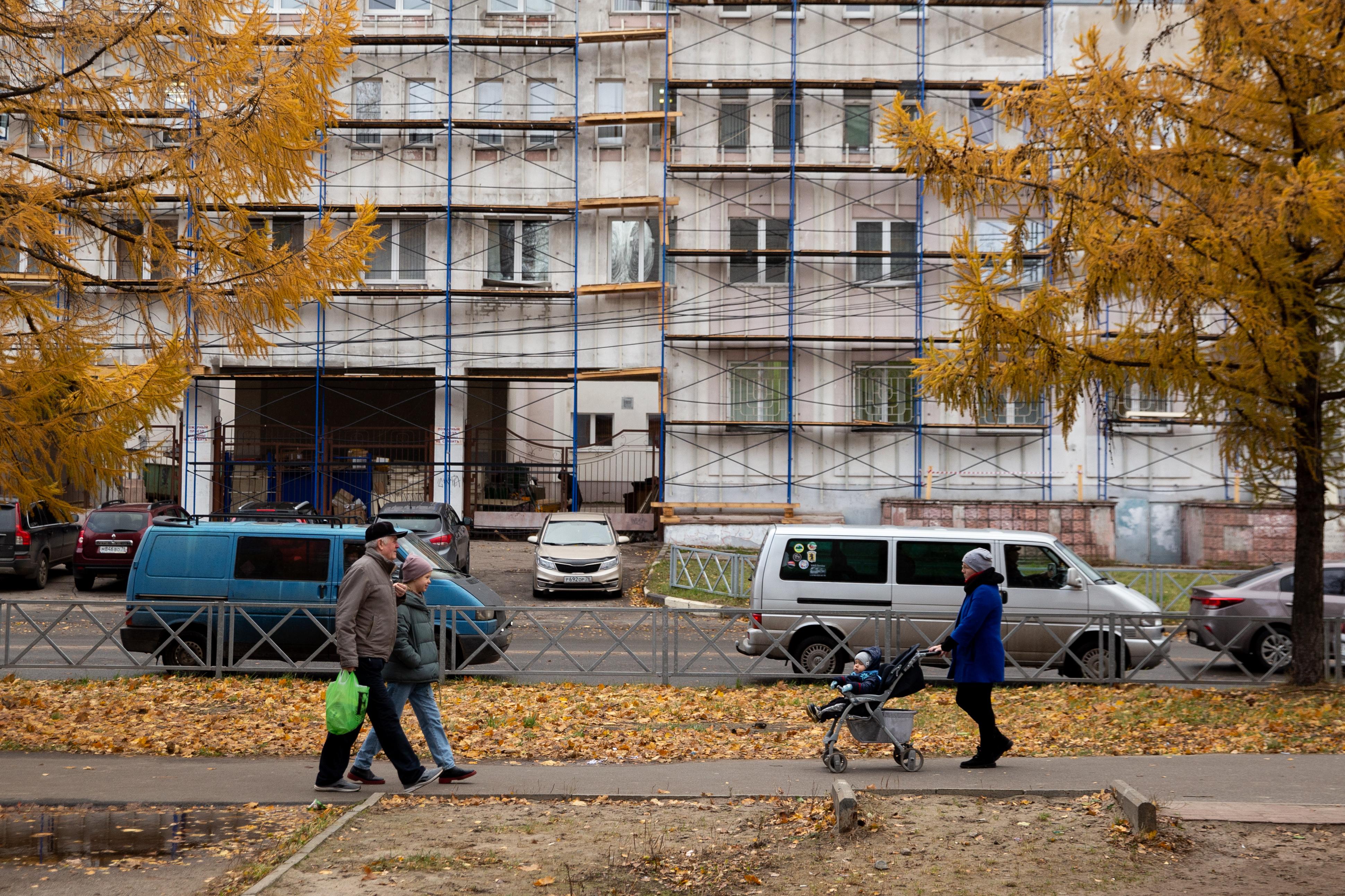 Стройки, рынки, осень: показываем, как живет сердце самого большого района Ярославля