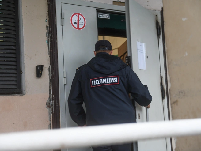Оперативник оказался под следствием около трех недель назад | Источник: Артём Устюжанин / E1.RU