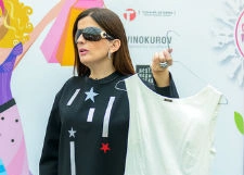 Диана Гурцкая выбрала наряд для выпускного бала