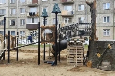 В Новокручининском строят двор «Лукоморье» по мотивам Пушкина