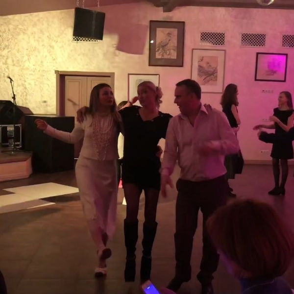Анастасию Волочкову высмеяли за странные танцы