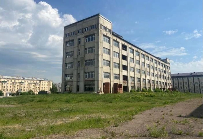 Здание имеет площадь почти в 8200 квадратных метров | Источник: «Сбер АСТ» / sberbank-ast.ru