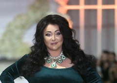 Похудевшая Лолита показала фигуру в купальнике
