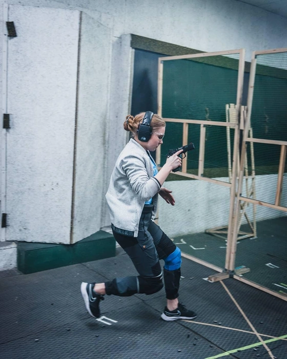 Софья выполняет упражнение | Источник: izum_ipsc / Instagram (деятельность запрещена на территории РФ)