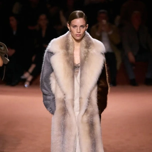 Miu Miu, Burberry и Fendi: названы три самых популярных бренда у профессионалов модной индустрии. Кто еще в топ-10