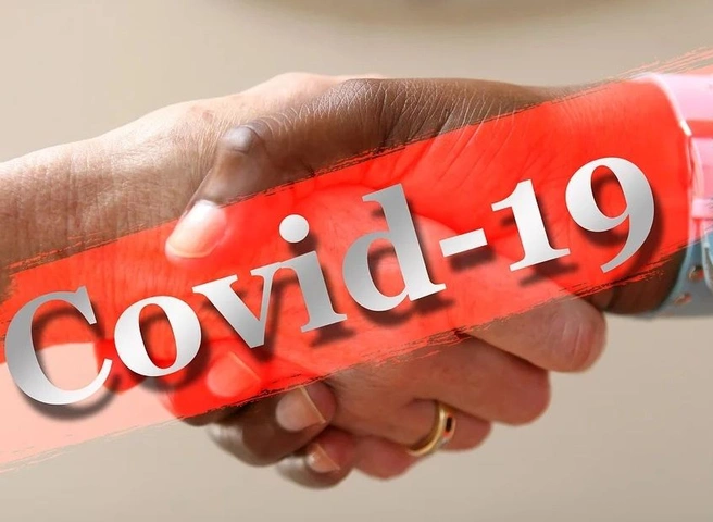 Заразившаяся COVID-19 рязанка контактировала с тремя членами семьи | ya62.ru