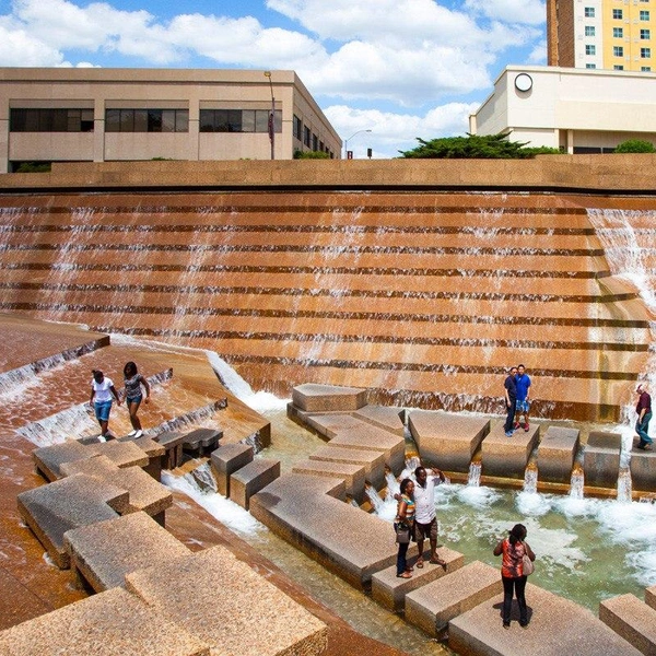 Брат-близнец Парка облаков? | Источник: fortworth.com