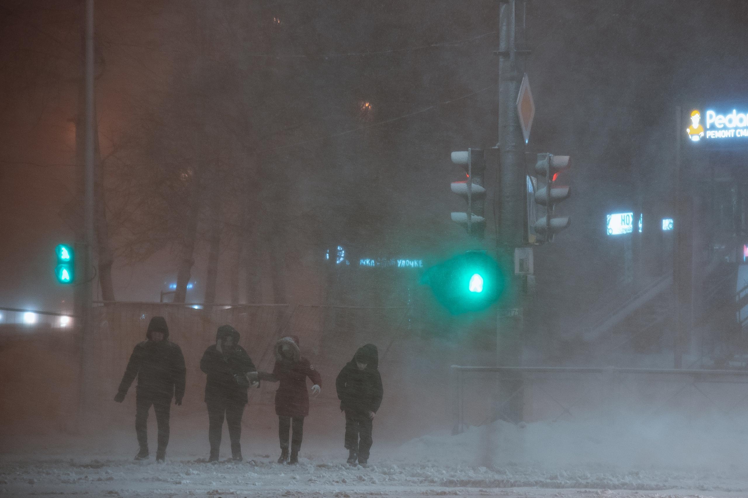 Во время шторма в Архангельске пропала связь с диспетчерами, принимающими звонки об авариях