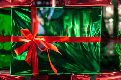 Подарки на День влюбленных: идеи с указанием стоимости