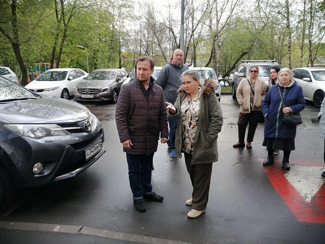 Почти все близкие родственники замглавы управы Хуснутдинова Ильяса — предприниматели | Источник: Управа района Бирюлево Восточное / VK.com