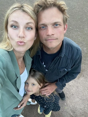 Вскоре после брака Марта родила Евгению Еву