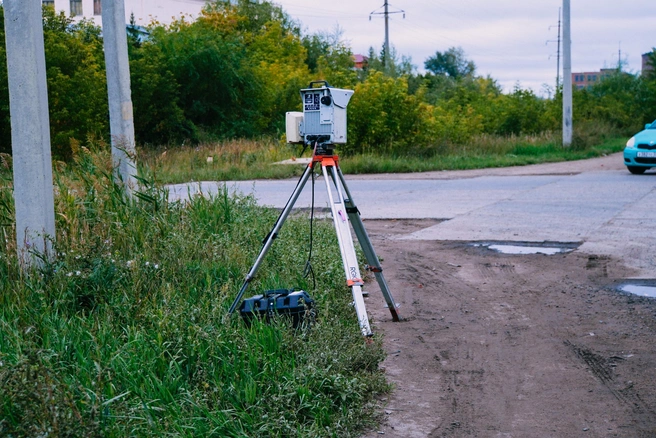 В Оренбуржье на установку «треног», имитирующих комплексы фотовидеофиксации, потратят больше 8 млн рублей | Источник: Елена Латыпова / NGS55.RU