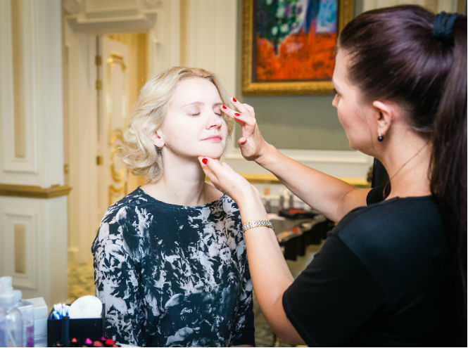 В отеле St.Regis Moscow Nikolskaya прошел beauty-девичник Woman.ru