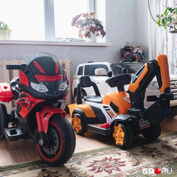 Есть даже собственный автопарк | Источник: Тимофей Калмаков / 59.RU