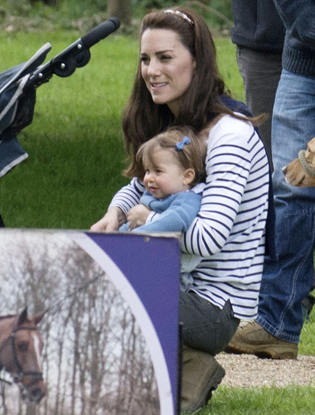 Фото №3 - Кейт Миддлтон, принц Джордж и принцесса Шарлотта на семейном пикнике (фото)