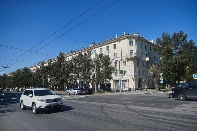 Работы должны закончить до 1 октября | Источник: Александр Ощепков / NGS.RU