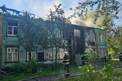 Мэр Нижнего: при пожаре в бараках никто не пострадал