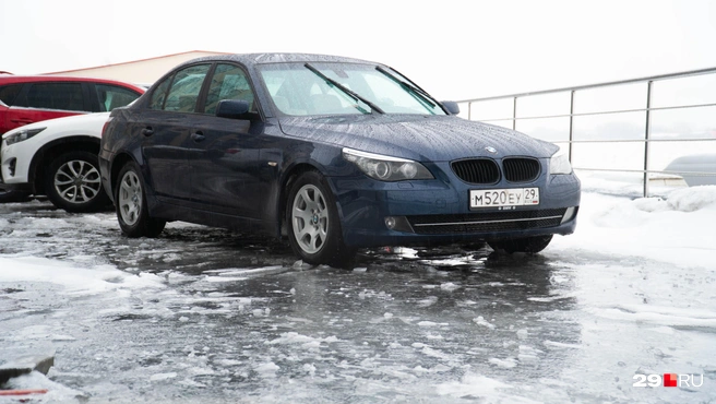 «Морев, вводи ЧС»: как архангелогородцы переживают гололед на улицах города | Источник: Иван Митюшёв / 29.RU