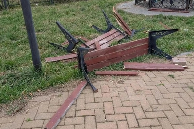 Свыше 10 фактов вандализма зафиксировали на Сахалине