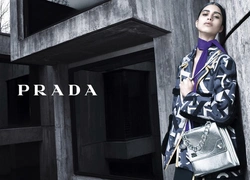 Первый кадр осенней кампании Prada