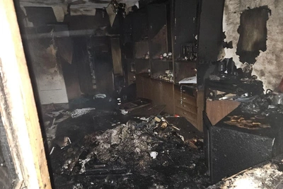 При пожаре в Кандалакше погиб человек