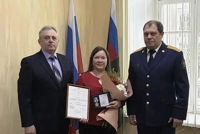 Воспитательница из Бугуруслана получила награду СКР