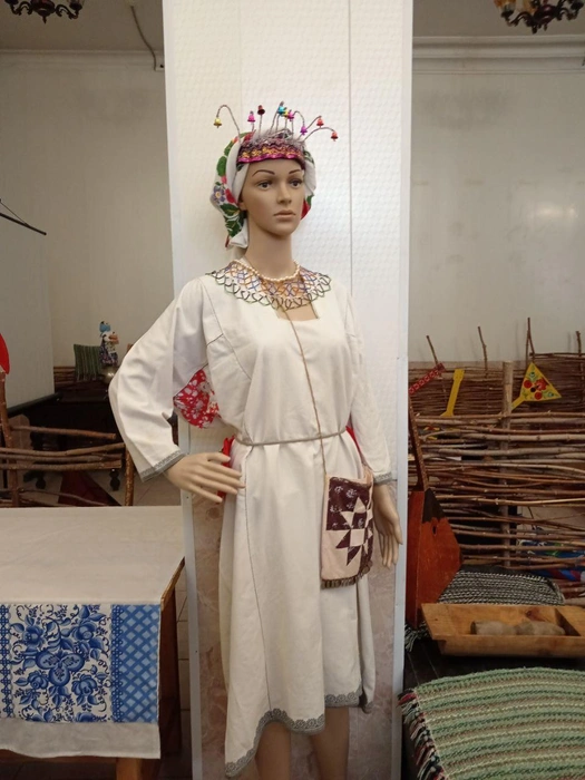 Мордовский костюм в краеведческом музее Чапаевска | Источник: Архив Никиты Чухнева