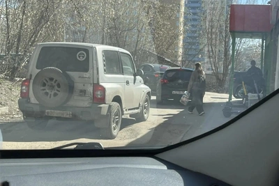 В Нижнем перекрыли проезд, жители жалуются на изоляцию