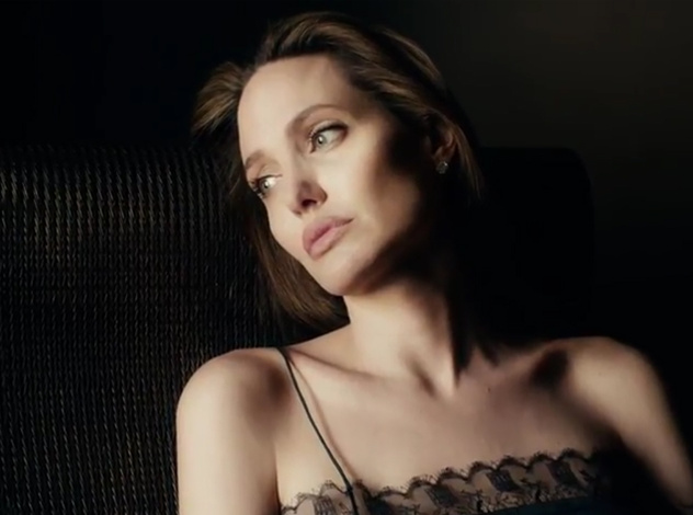 Анджелина Джоли в новом видео для Guerlain