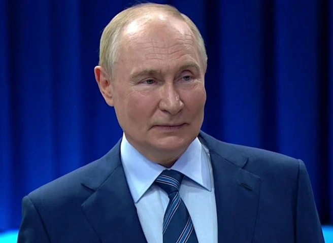 Малков встретился с Путиным на закрытии выставки «Россия» | ya62.ru