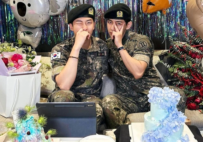 RM и V снова «на свободе» | Источник: BTS BOMB / T.me
