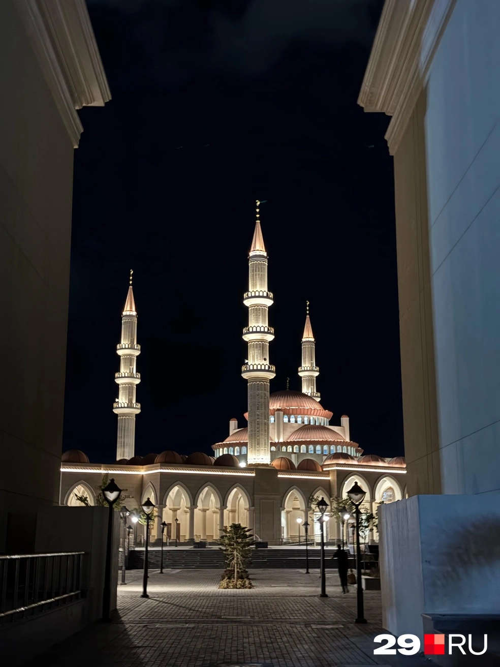 Мечеть «Даунтаун Марина» | Источник: Валерия Богатырева / 29.RU